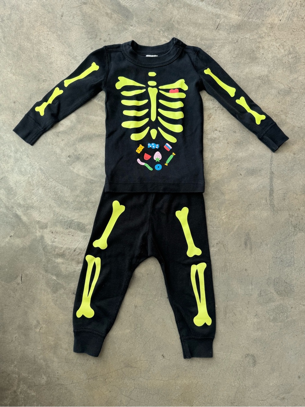 Halloween Glow-in-the-Dark HannaJams™ Pajama Set - Picture 2 of 5